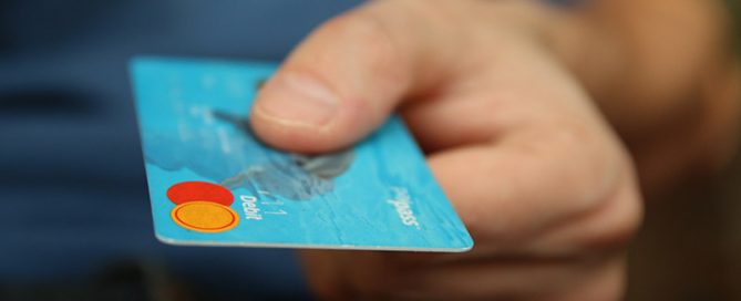 Como comprar dos EUA com cartão pré-pago